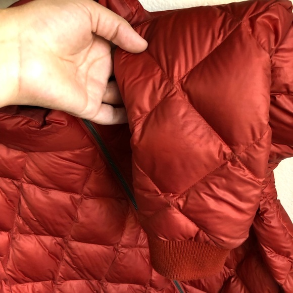 Women’s Patagonia Down Prow Bomber Jacket - Large - Picture 9 of 10
